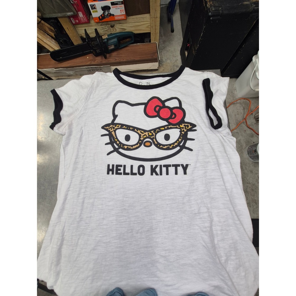 Hello Kitty Sanrio White Ringer T-Shirt‎ with Leopard Glasses